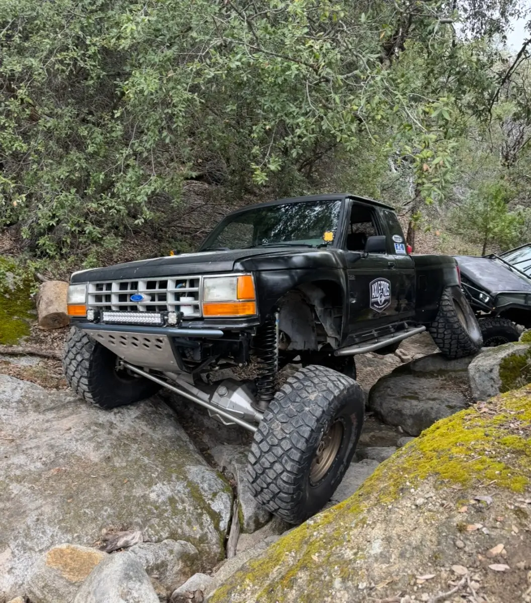 Ford Bronco Three Wheel Thursday pics/videos. Open to any Bronco. 1774935584359-ur