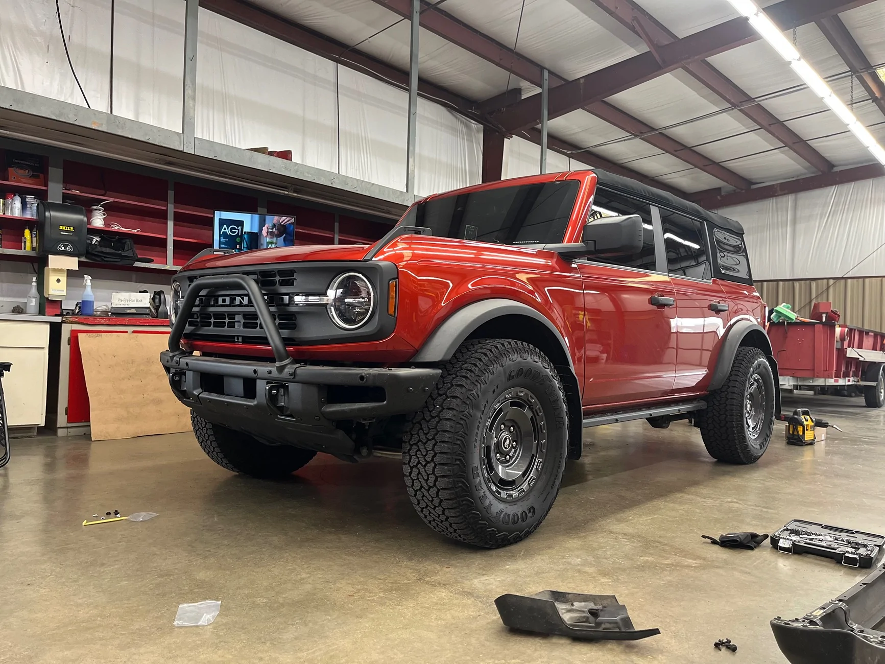 Ford Bronco Max lift, no other mods confusion, sas vs non-sas IMG_8678