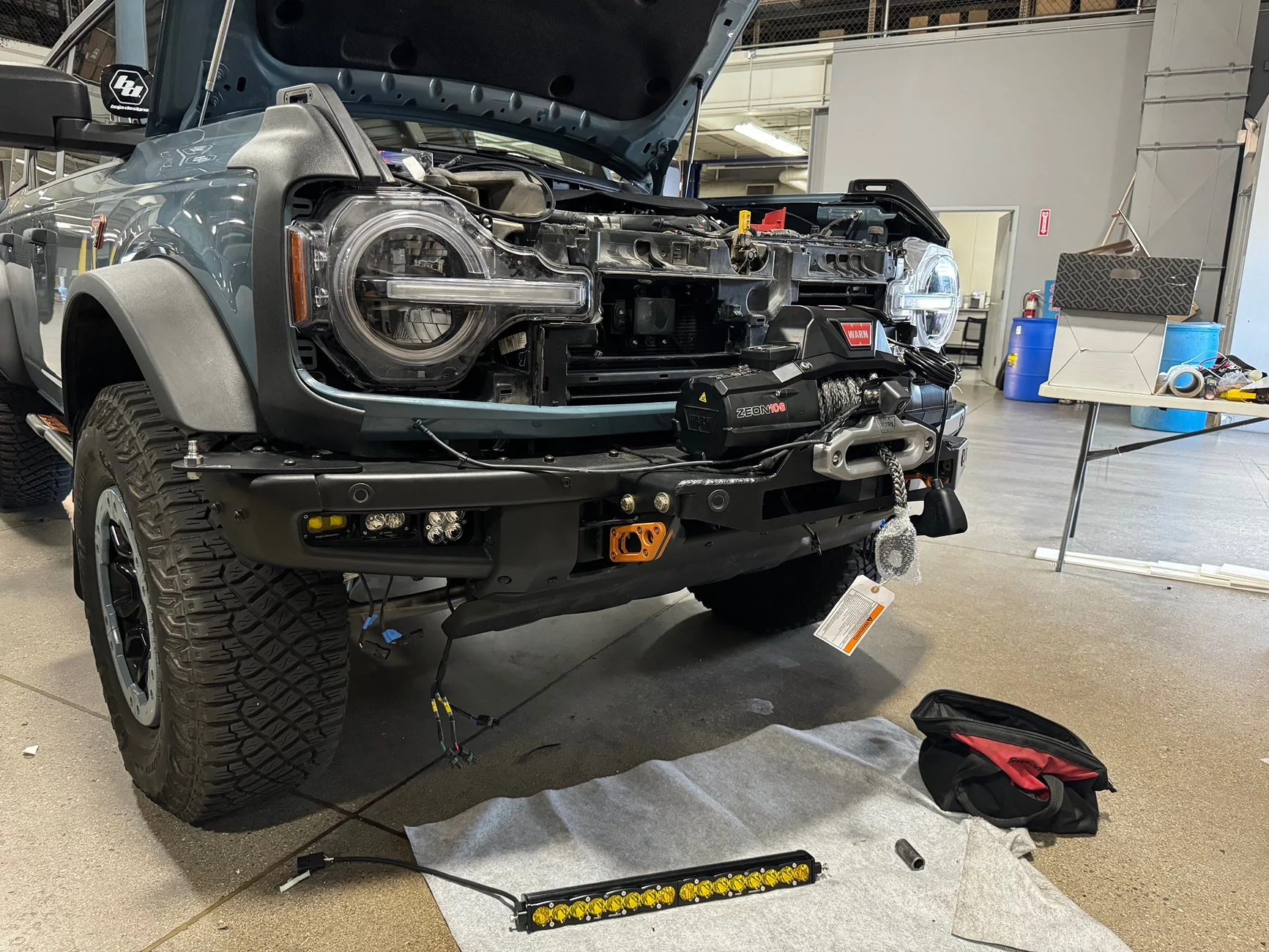 Ford Bronco Pics of your front bumper and winch set up IMG_4806