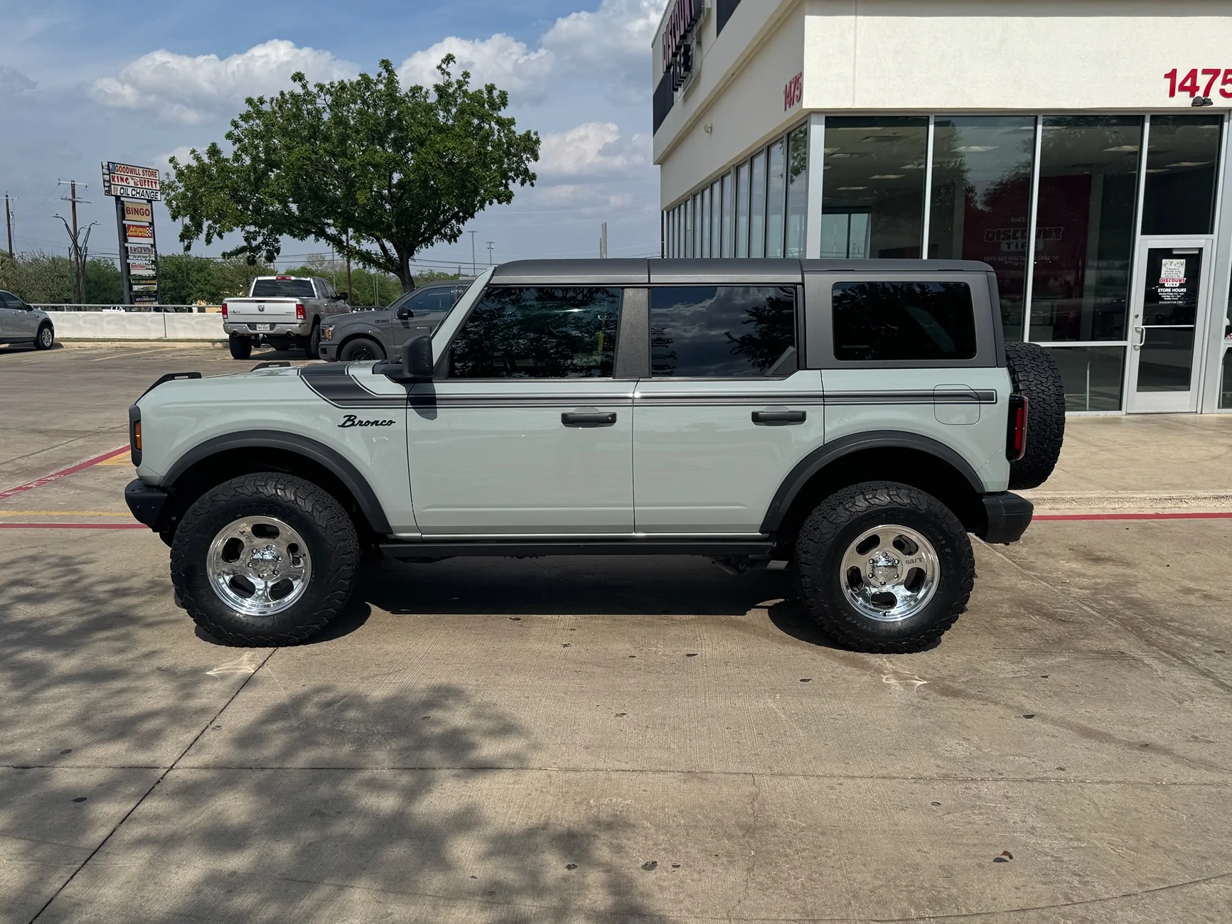Ford Bronco What did you do TO / WITH your Bronco today? 👨🏻‍🔧🧰🚿🛠 IMG_2150