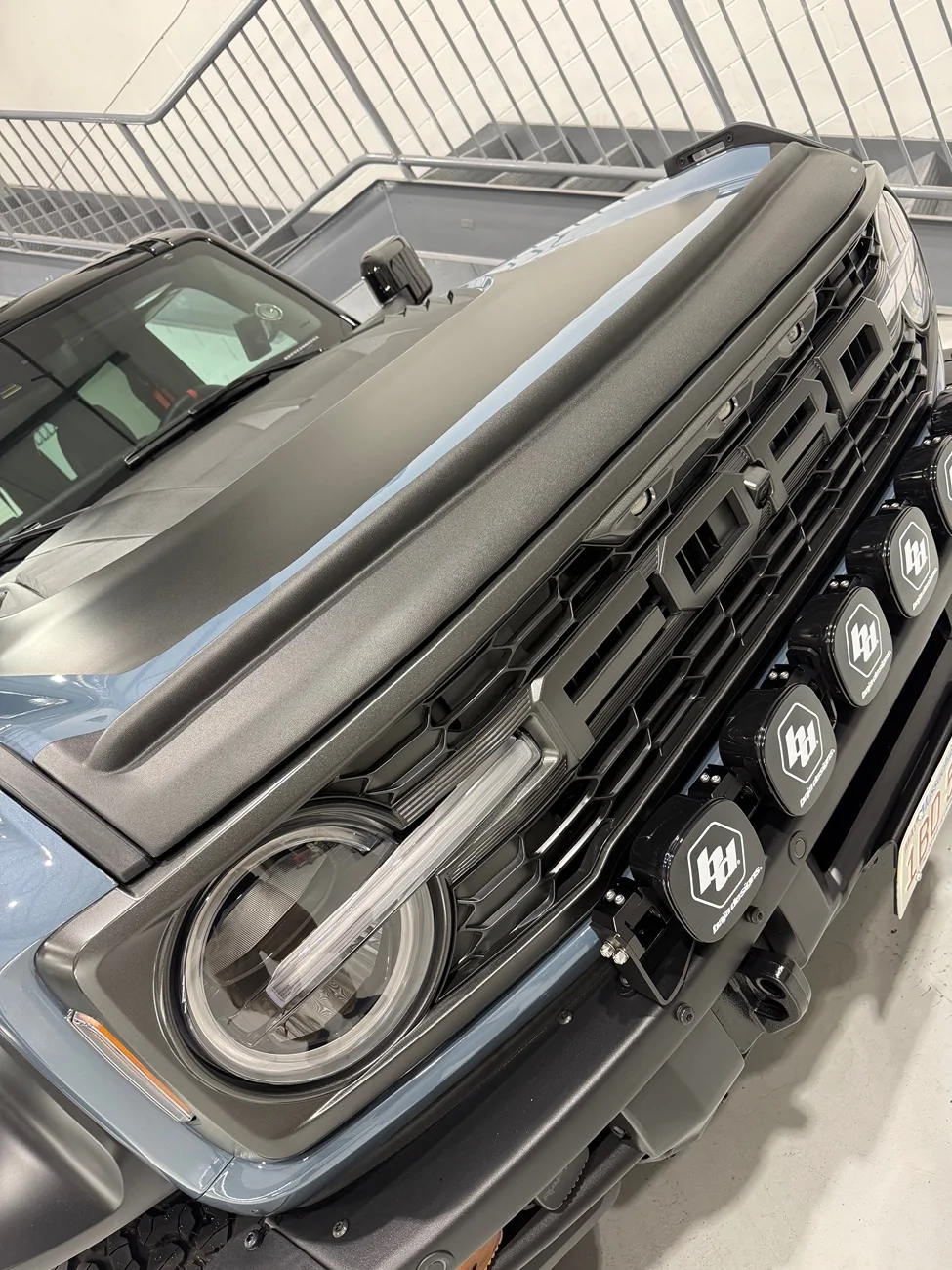 Ford Bronco Wind deflector for Bronco Raptor IMG_6882