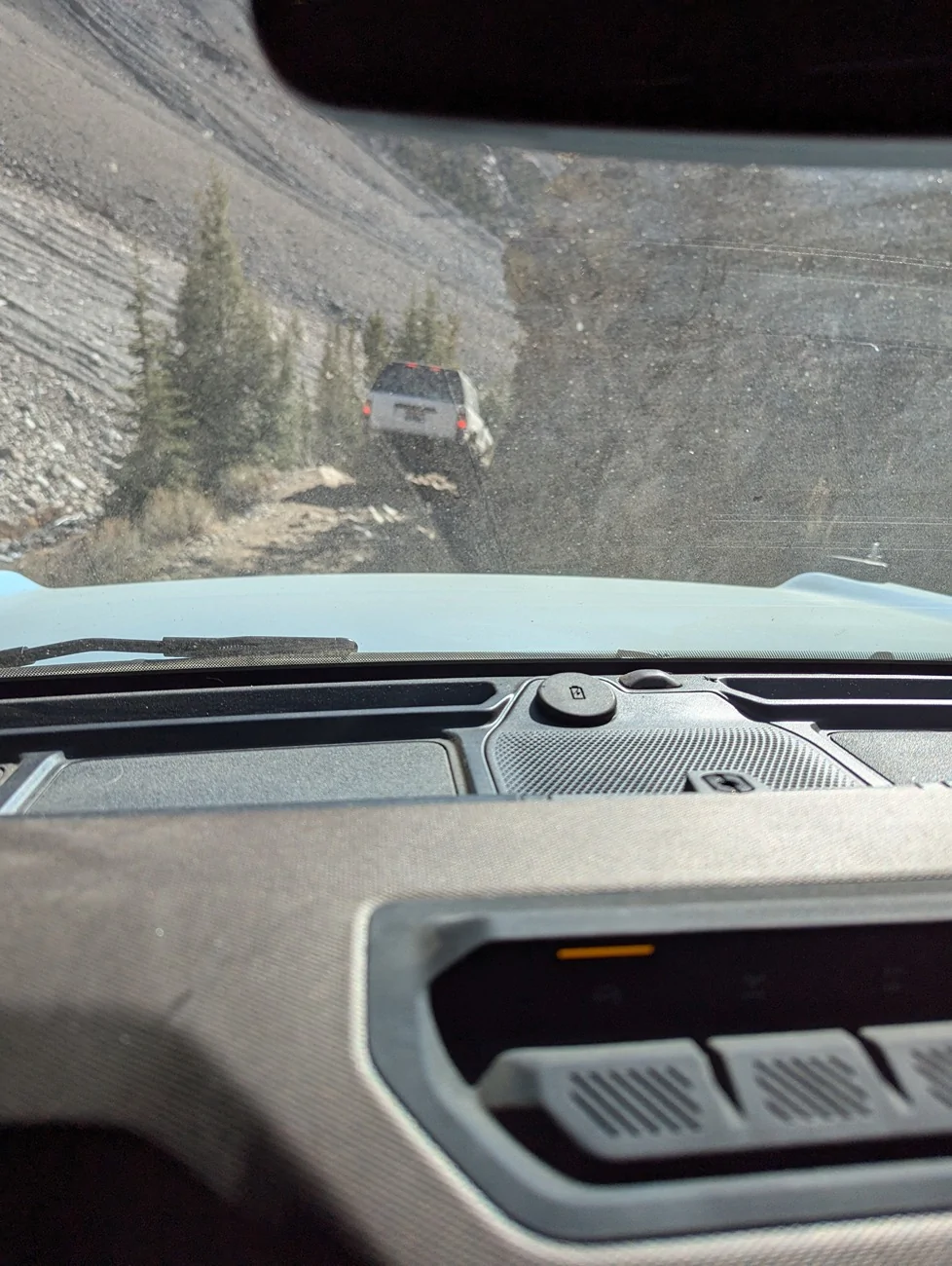 Ford Bronco A new kind of Trail camera..... Wolfbox tight and dro