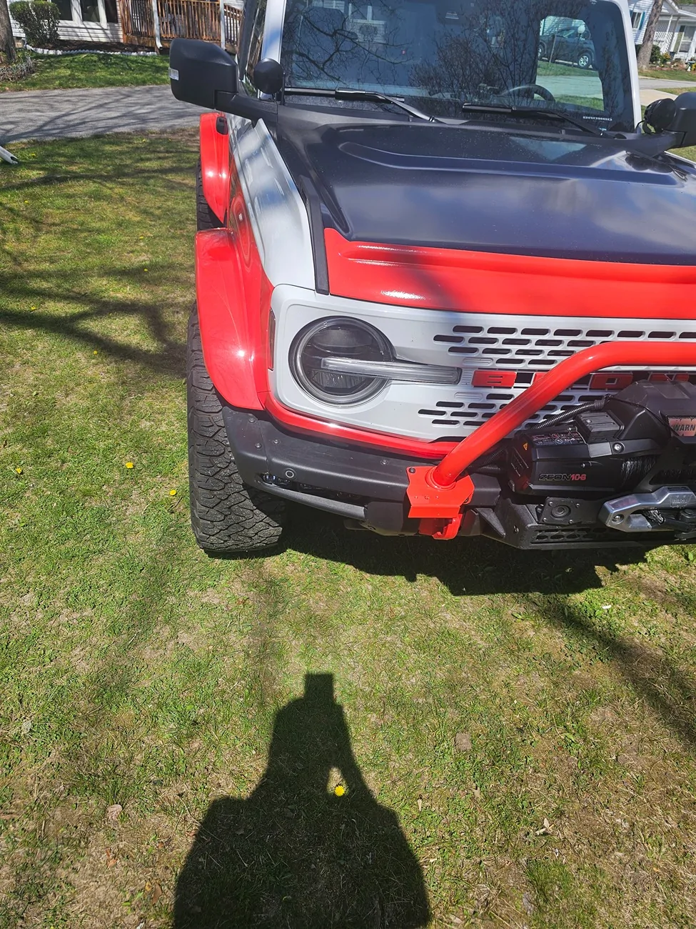 Ford Bronco STROPPE got some paint mods! 1000018672