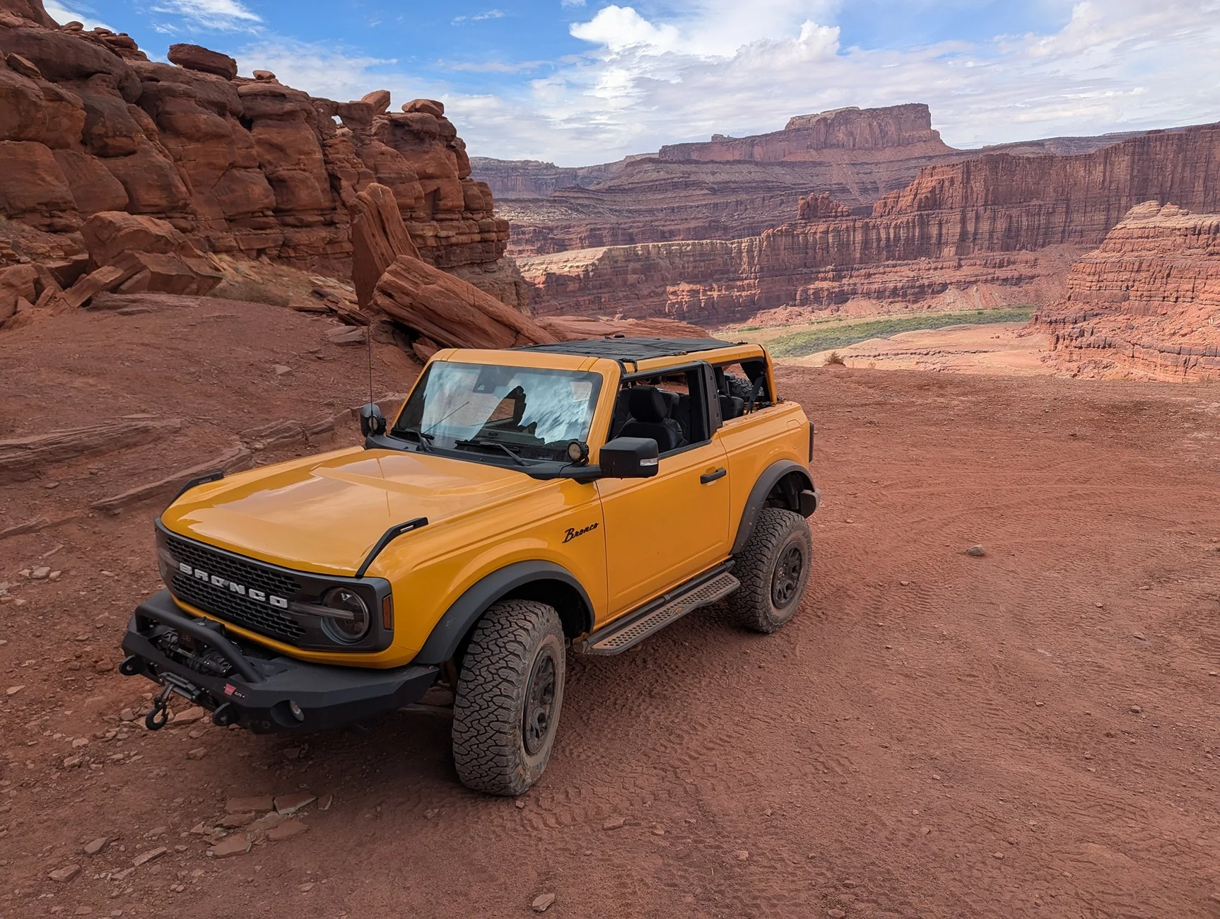 Ford Bronco Finally fixed my Bestop Bimini crossbar rattle - 3D printed bracket insert PXL_20250927_175556236