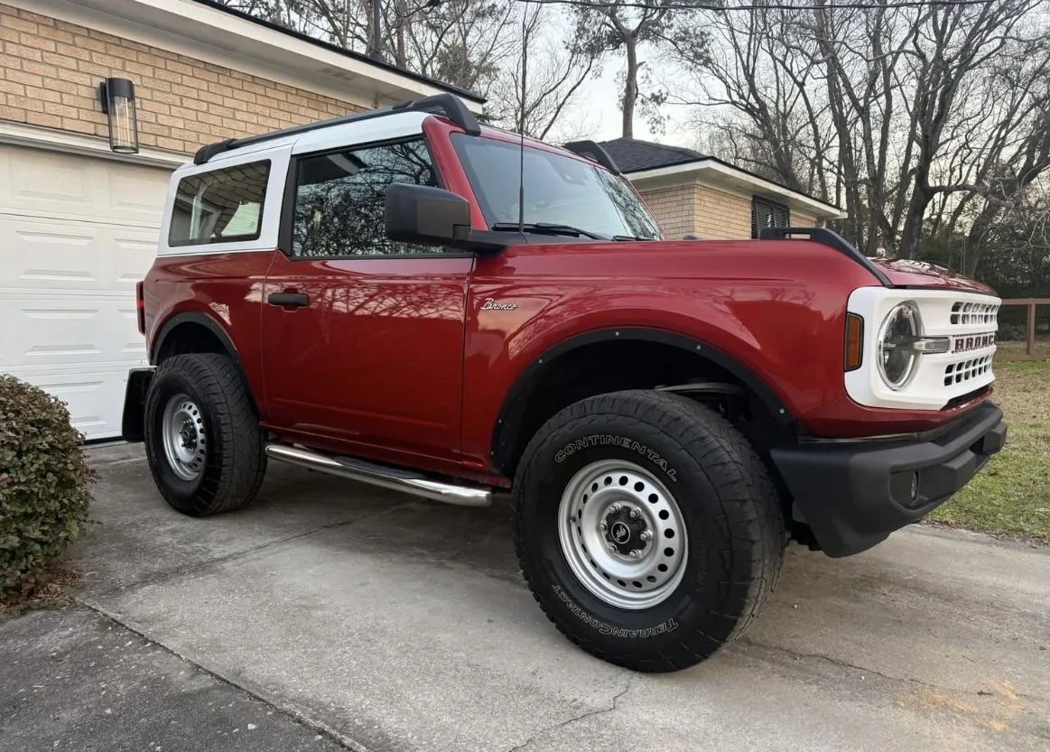 Ford Bronco HERITAGE EDITION Bronco Club IMG_8940