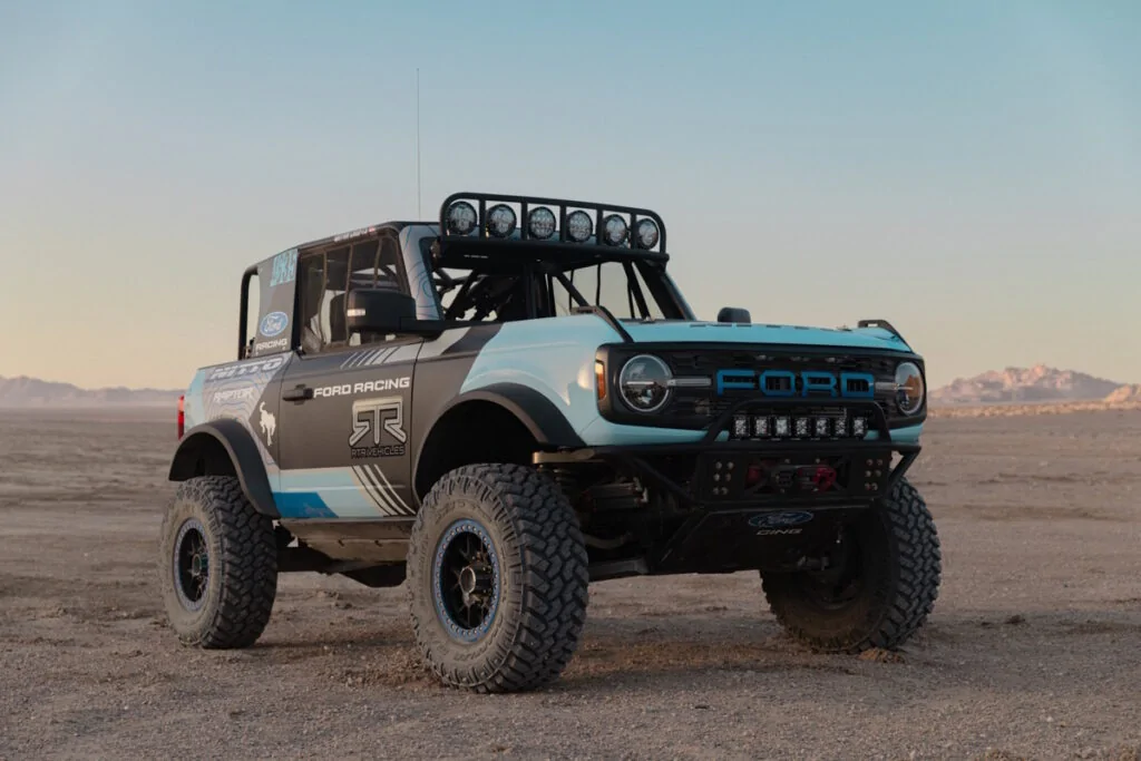 Ford Bronco No V-6 Two Doors?? J2A4571-1024x683