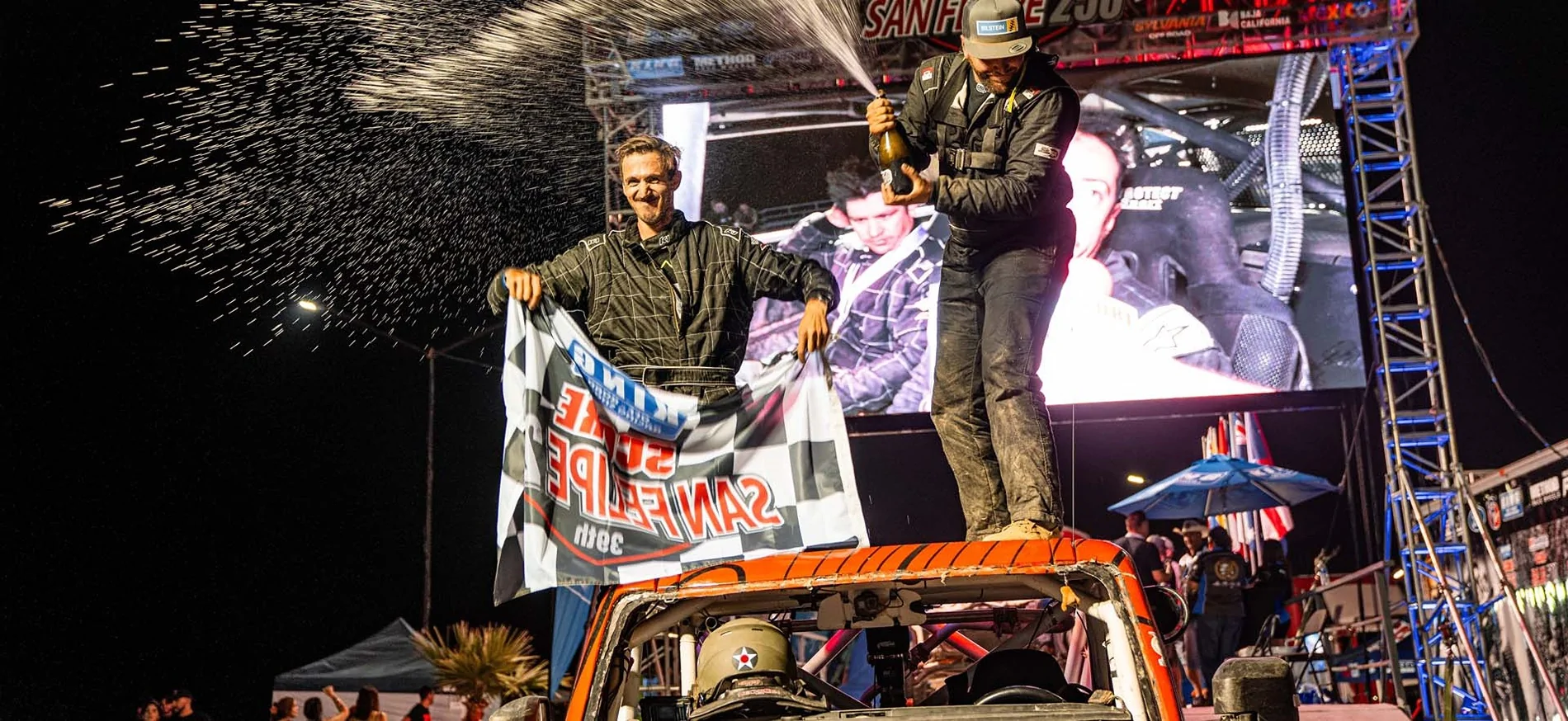 Ford Bronco From Salvage Yard to the Top of the Podium: Winning the San Felipe 250 San Felipe 250-deskto