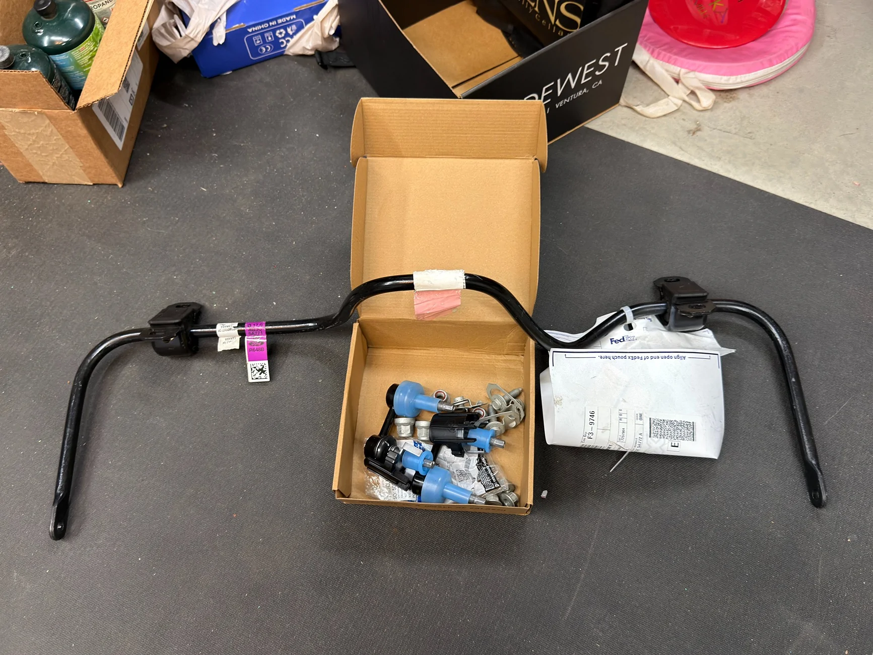 Ford Bronco San Diego - $300 - OEM Rear Stabilizer IMG_1017