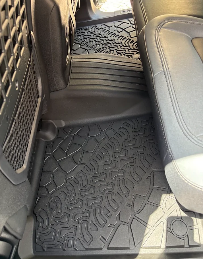 Ford Bronco Any floor mats you like better than WeatherTech? 1775395759407-hg