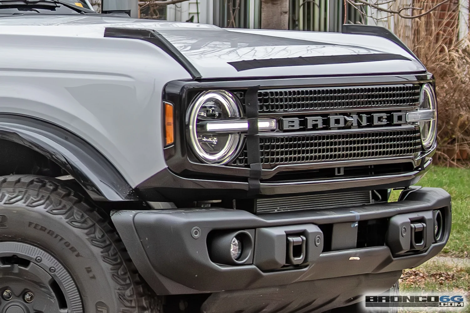 Ford Bronco New Top-Level Bronco Model Trim w/ New Grille & Wheels Spotted new-luxury-bronco-trim-9