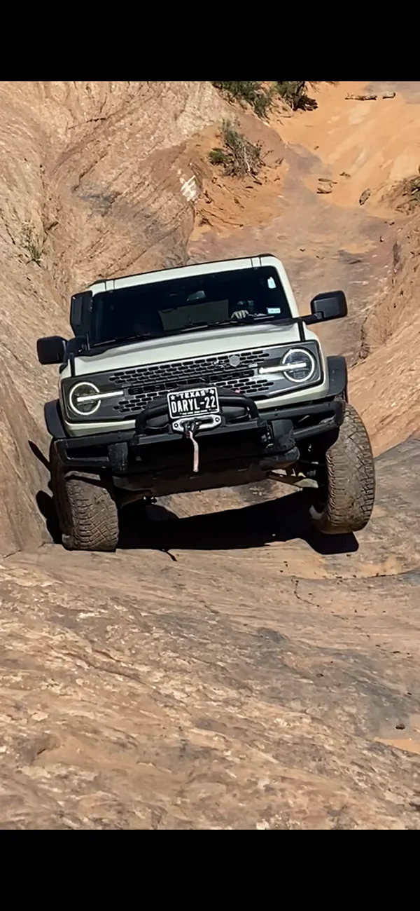 Ford Bronco Three Wheel Thursday pics/videos. Open to any Bronco. IMG_3773