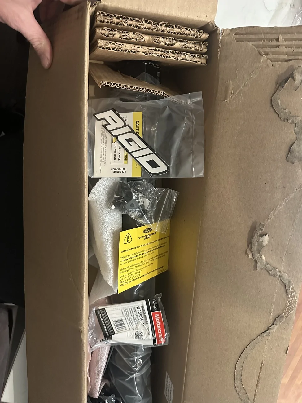 Ford Bronco Ford Performance 40" Rigid 21-26 Light bar with wiring kit, covers, and mounts IMG_1300