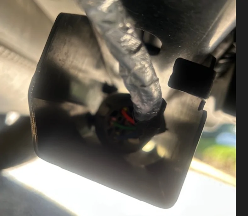 Ford Bronco Hitch wiring installer other than dealer? 1775579942610-ca