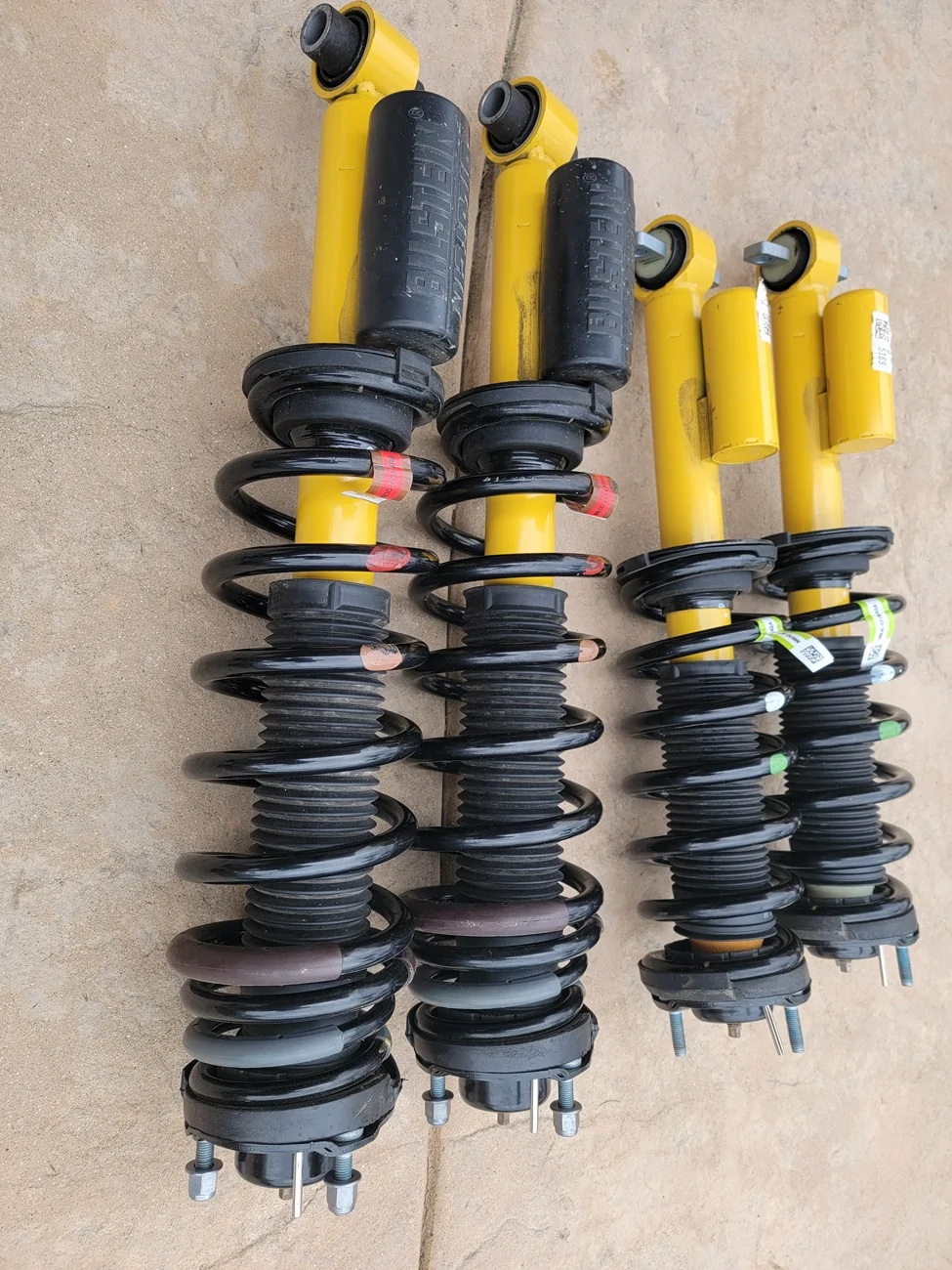 Ford Bronco $400  4 Bilstein coilover shocks, take offs 2025 Heritage 4dr 3k miles 20251223_095826