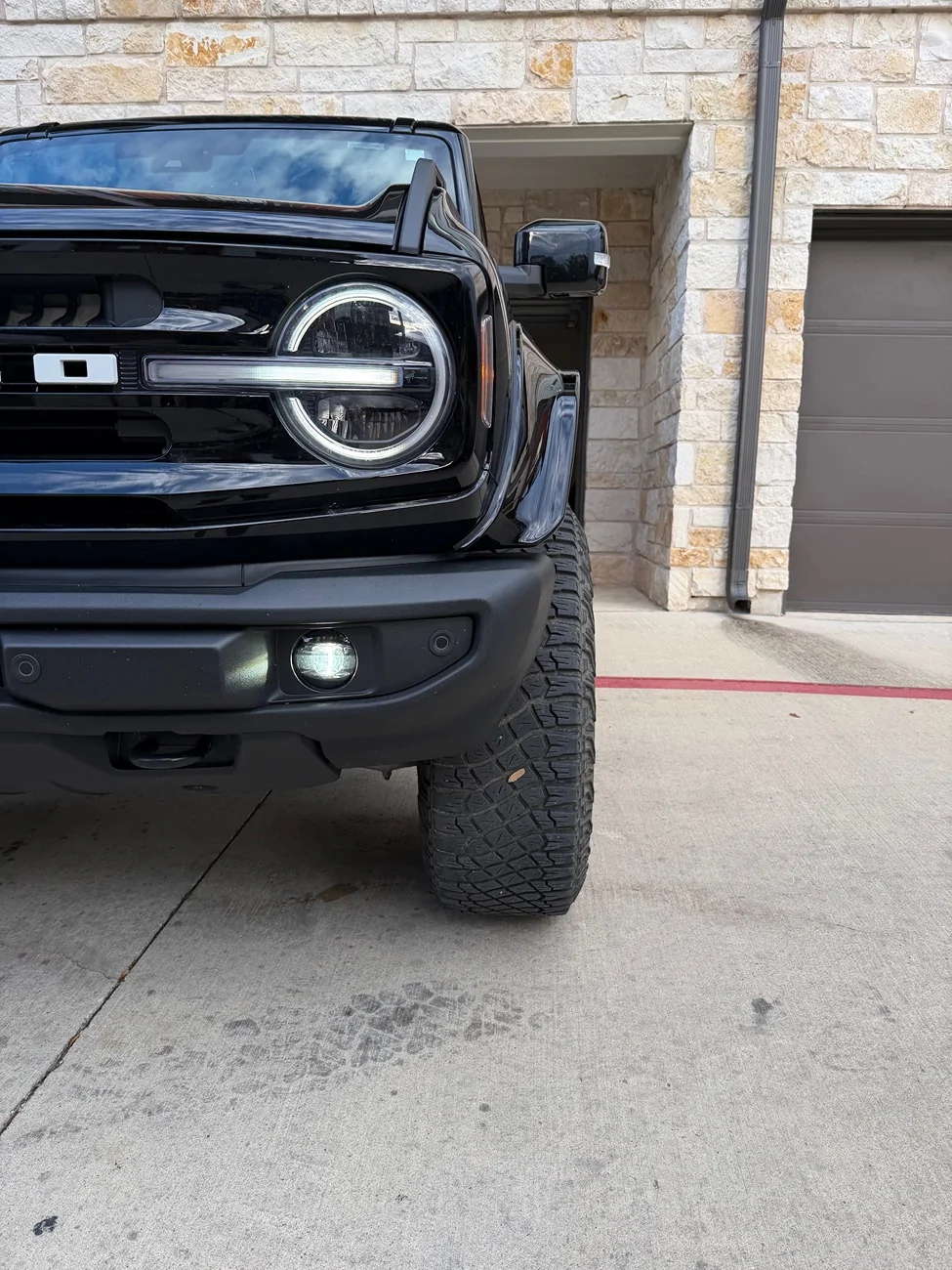 Ford Bronco Rough Country flares IMG_0268
