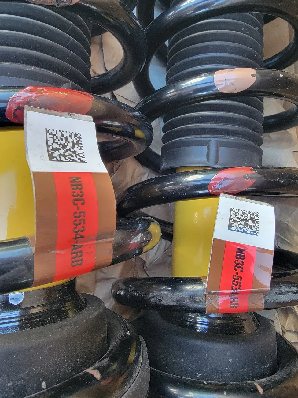 Ford Bronco $400  4 Bilstein coilover shocks, take offs 2025 Heritage 4dr 3k miles 20260408_091212