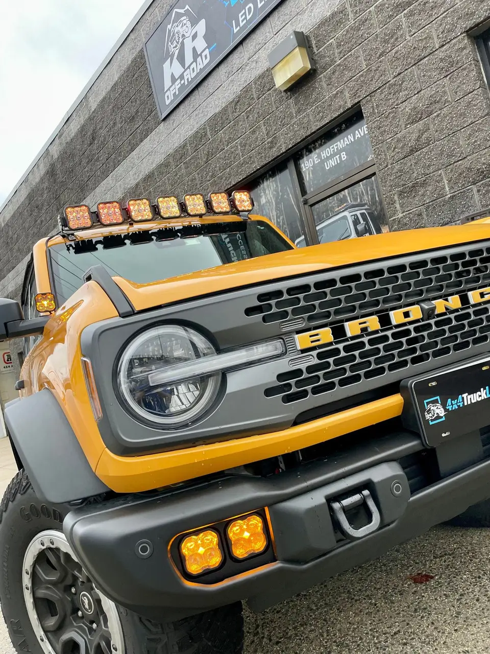 Ford Bronco Capable Bumper Lights 1775685280174-yv