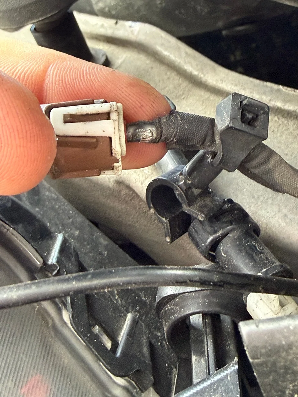 Ford Bronco Adding OEM front camera camera