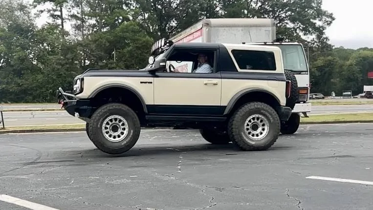 Ford Bronco Three Wheel Thursday pics/videos. Open to any Bronco. 1775774882929-lm