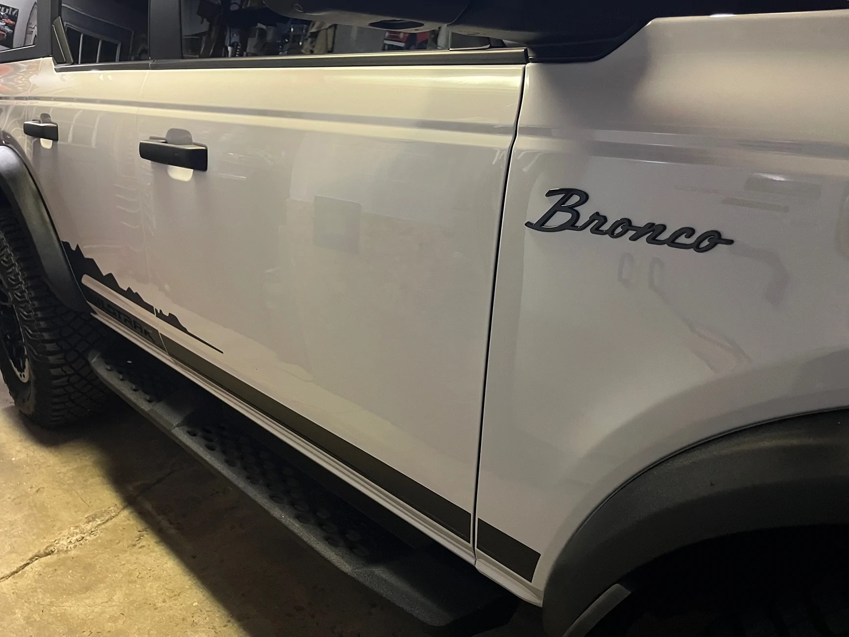 Ford Bronco Fender badge for wildtrak. IMG_1271