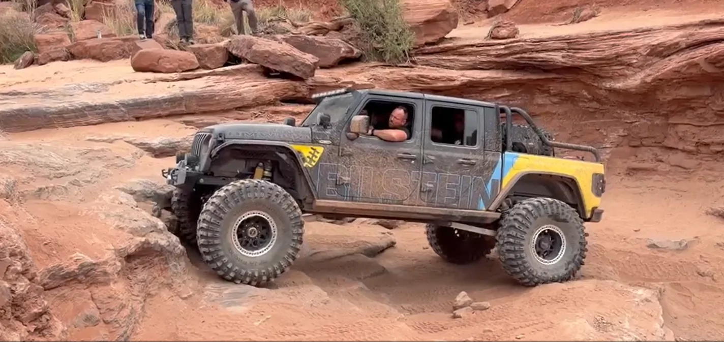 Ford Bronco 2 Broncos vs. 9 Jeeps @ Moab Pickle Trail Ride 3/31/26 Rig 3