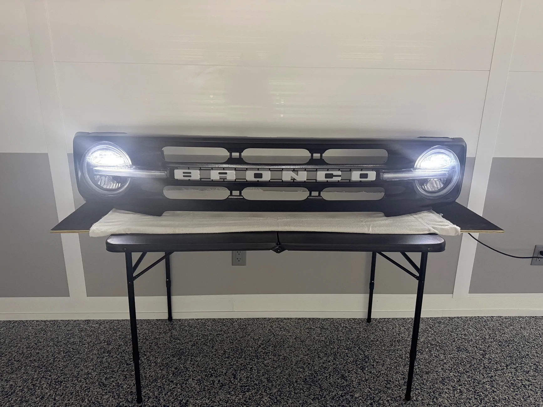 Ford Bronco Bronco Grill Garage wall art IMG_5574