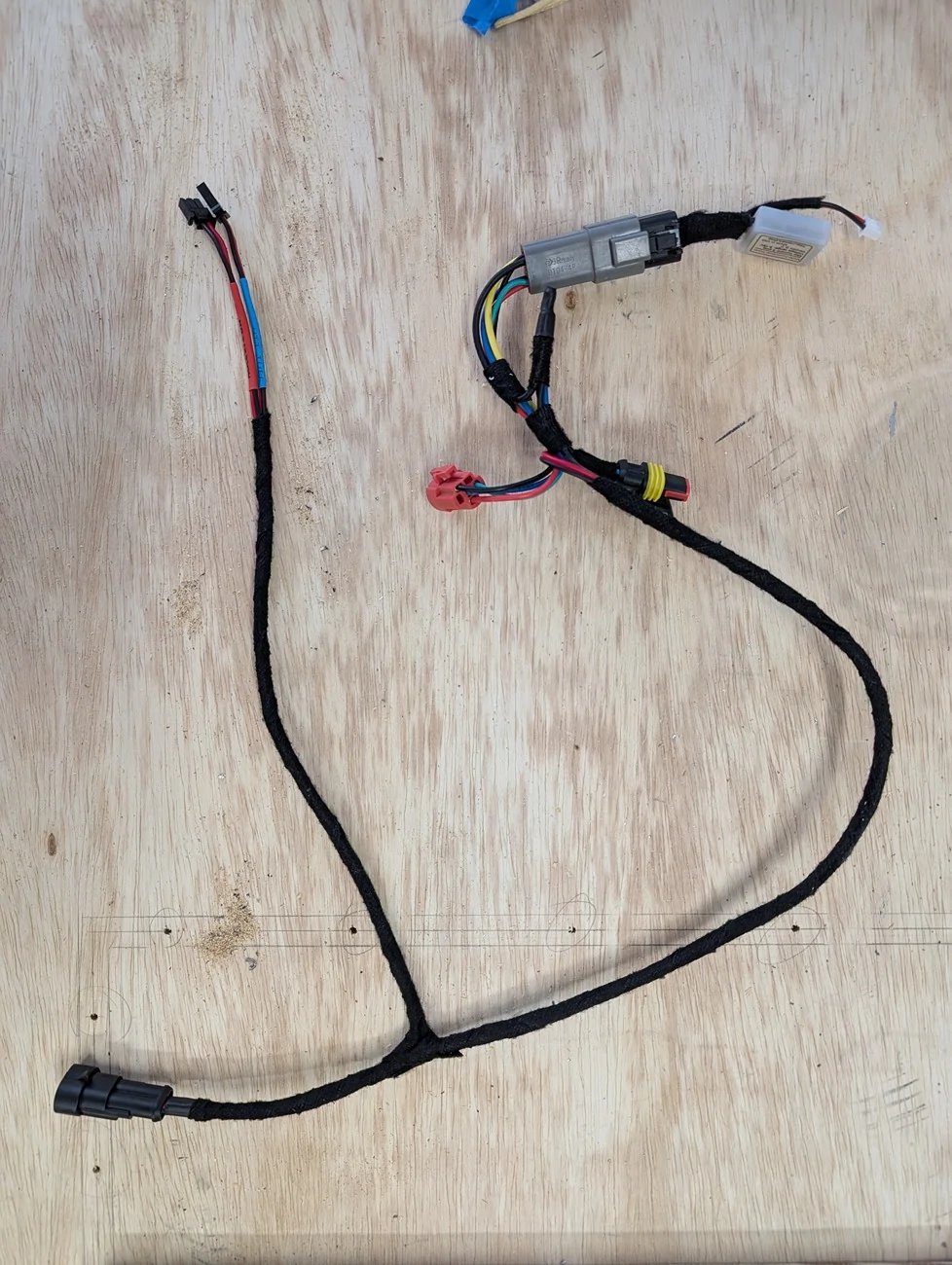 Ford Bronco Sydney, the Oxford White 2024 2dr Badlands 7MT PXL_20260411_232936226