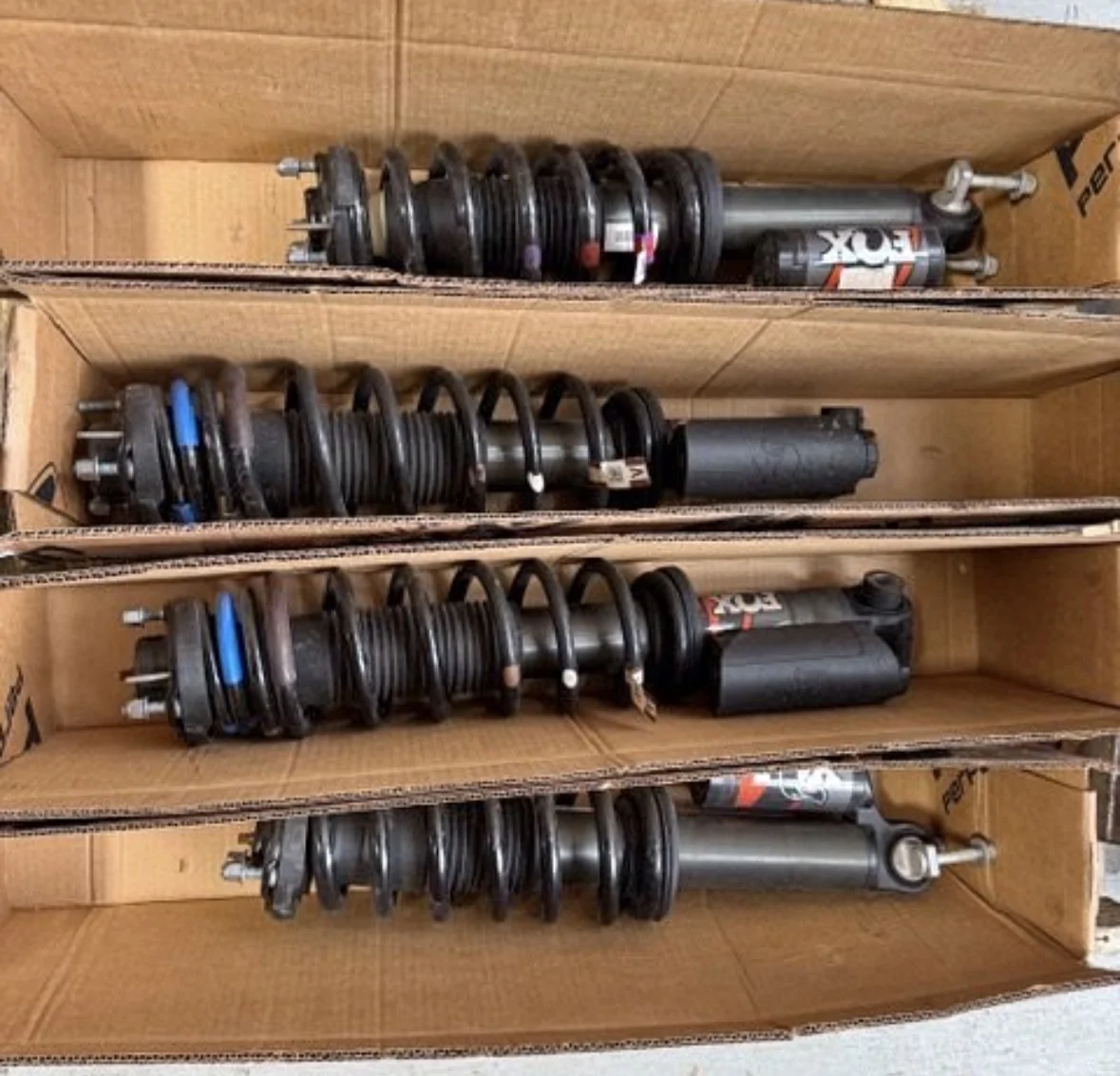 Ford Bronco Fox Hoss 3.0 Suspension IMG_2994