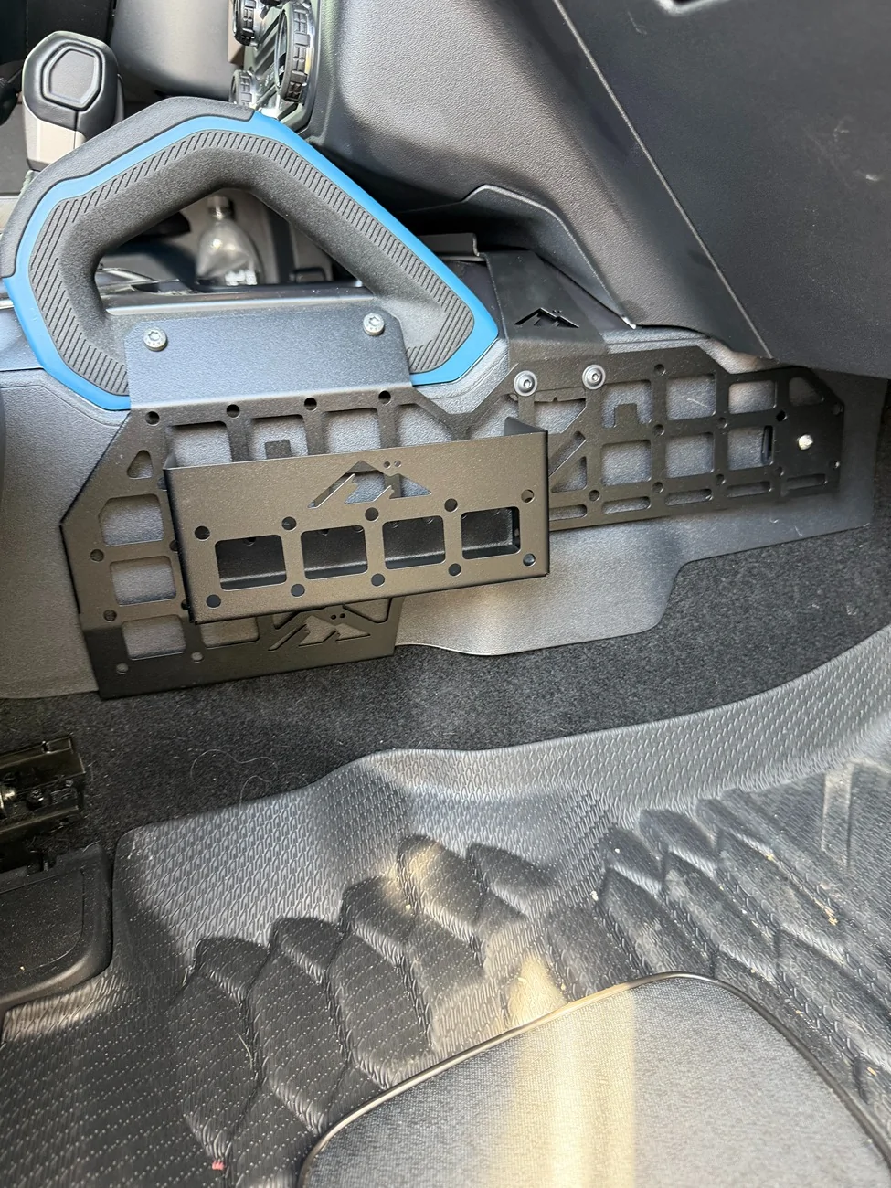 Ford Bronco Mountains2Metal Center Console Molle panel IMG_1423