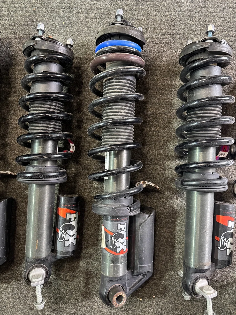 Ford Bronco Fox Hoss 3.0 Suspension IMG_3015