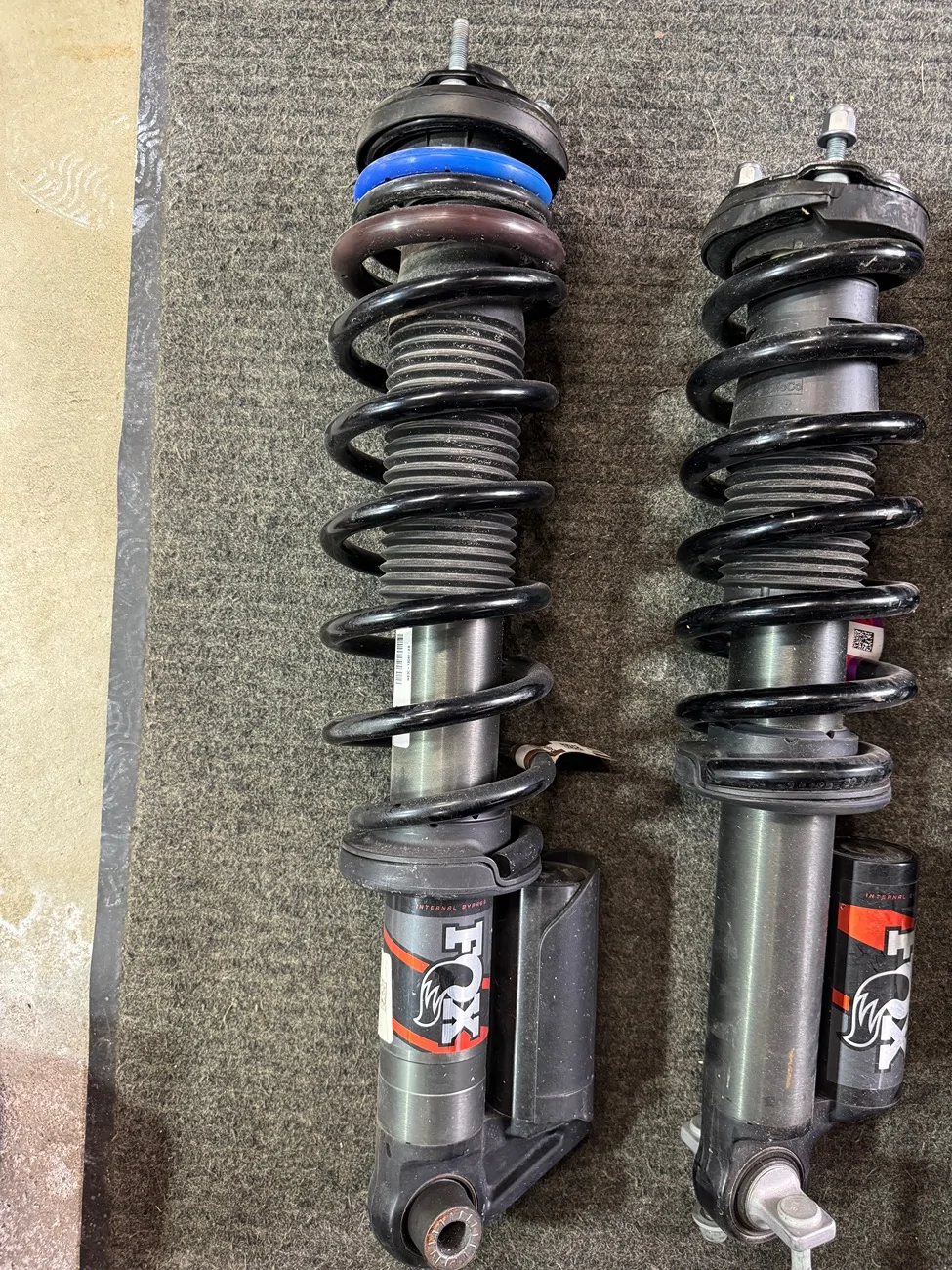Ford Bronco Fox Hoss 3.0 Suspension IMG_3009