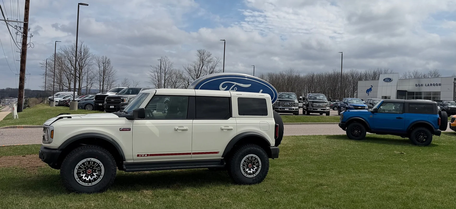 Ford Bronco 60th Anniversary Addition IMG_0020
