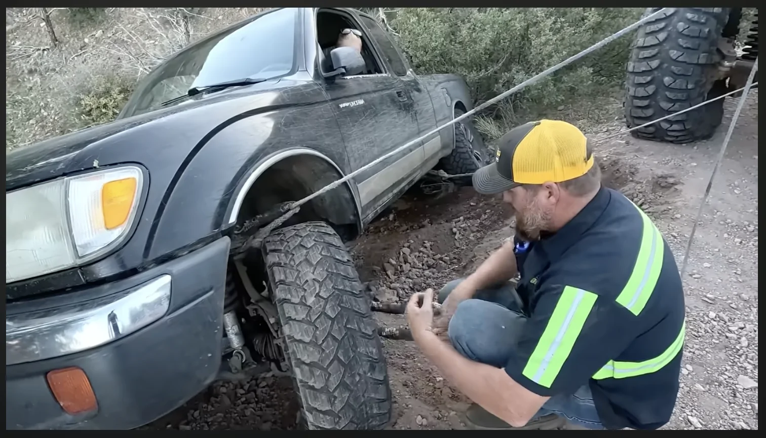 Ford Bronco Recovery gear deep dive: shackles, straps and kinetic ropes, what to buy! Screenshot 2026-04-15 at 8.39.49 AM