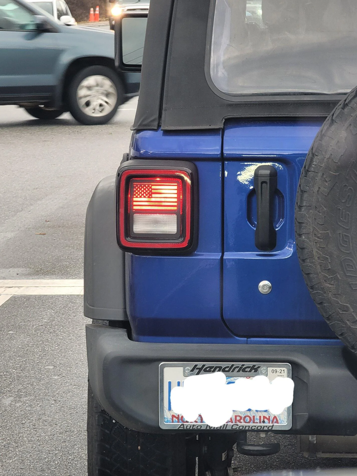 Ford Bronco Lightning Blue vs Ocean Blue 20210116_143316