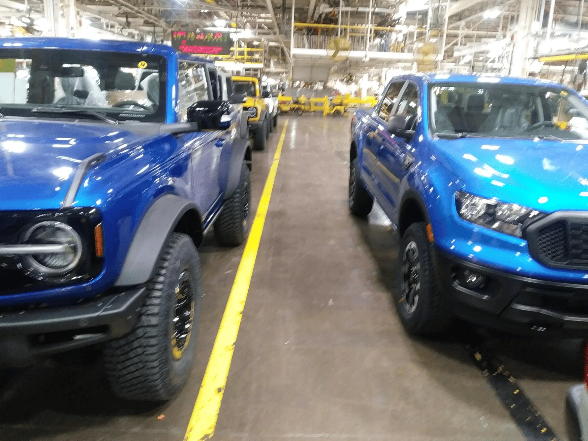 Ford Bronco Where is Velocity Blue ? 2108DE6F-AA8F-49D7-8EE3-58EC92078BF2