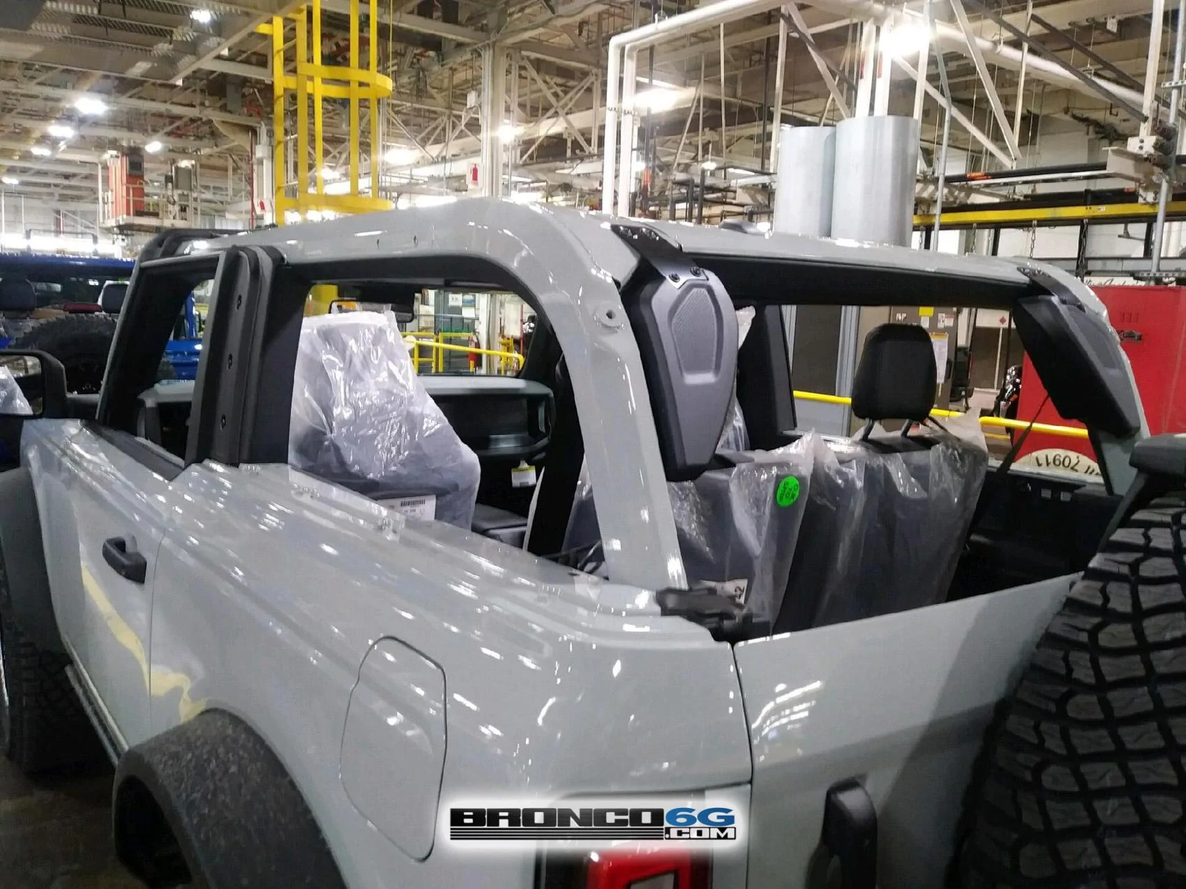 Ford Bronco 15+ Bronco builds from the factory ??♨️ 1 - 2021 Bronco Badlands Sasquatch Cactus Gray 2
