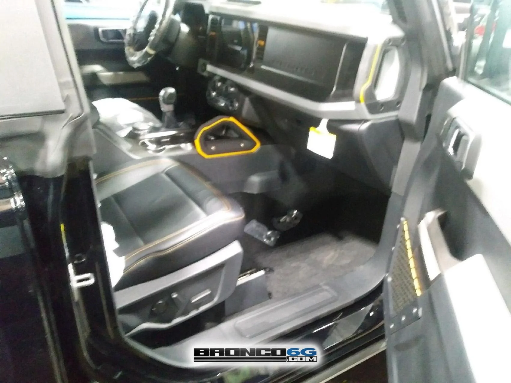 Ford Bronco 15+ Bronco builds from the factory ??♨️ 3 - 2021 Bronco Badlands Shadow Black 2 Interior