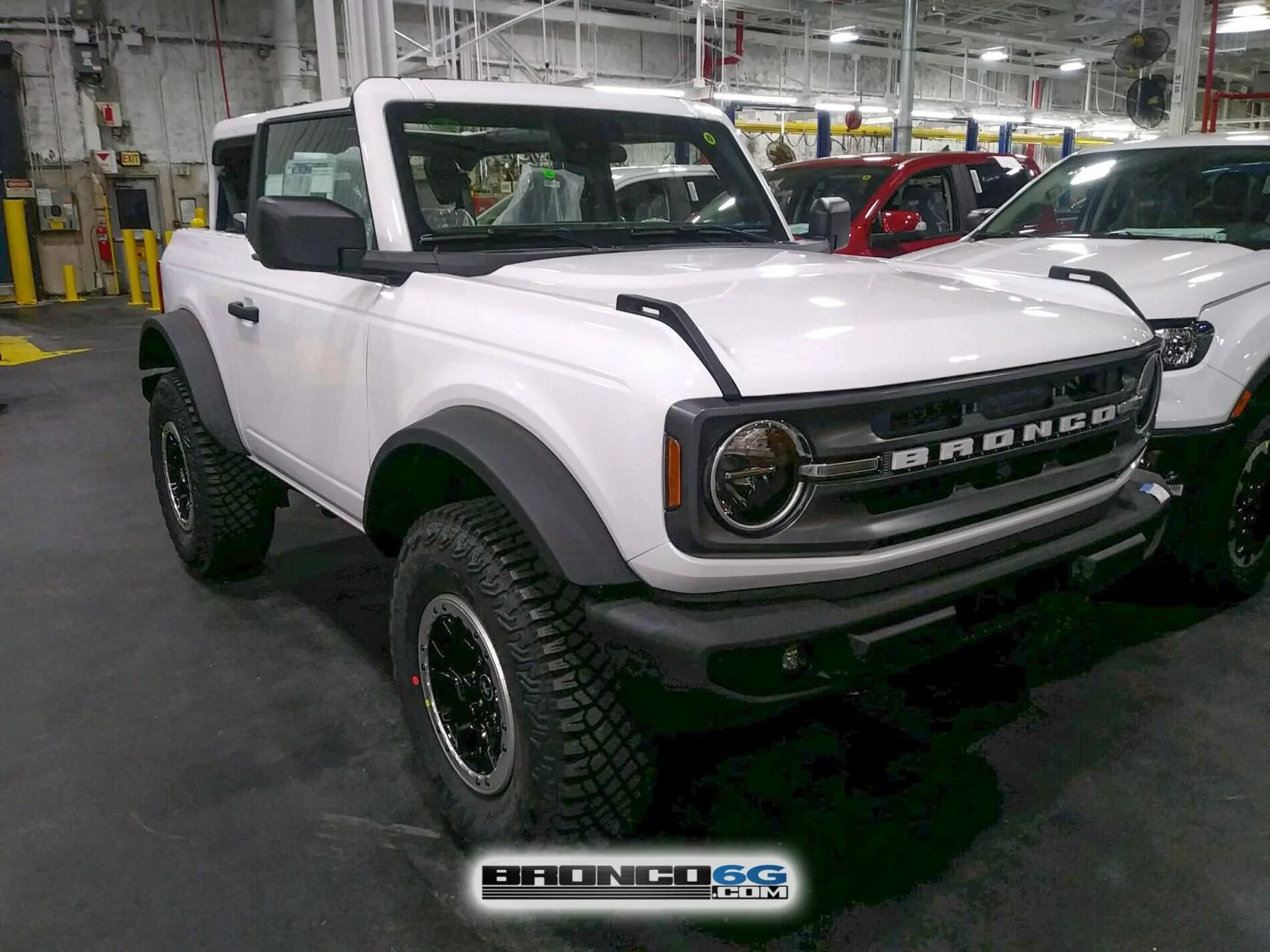 Ford Bronco 15+ Bronco builds from the factory ??♨️ 4 - 2021 Bronco Big Bend Oxford White 1