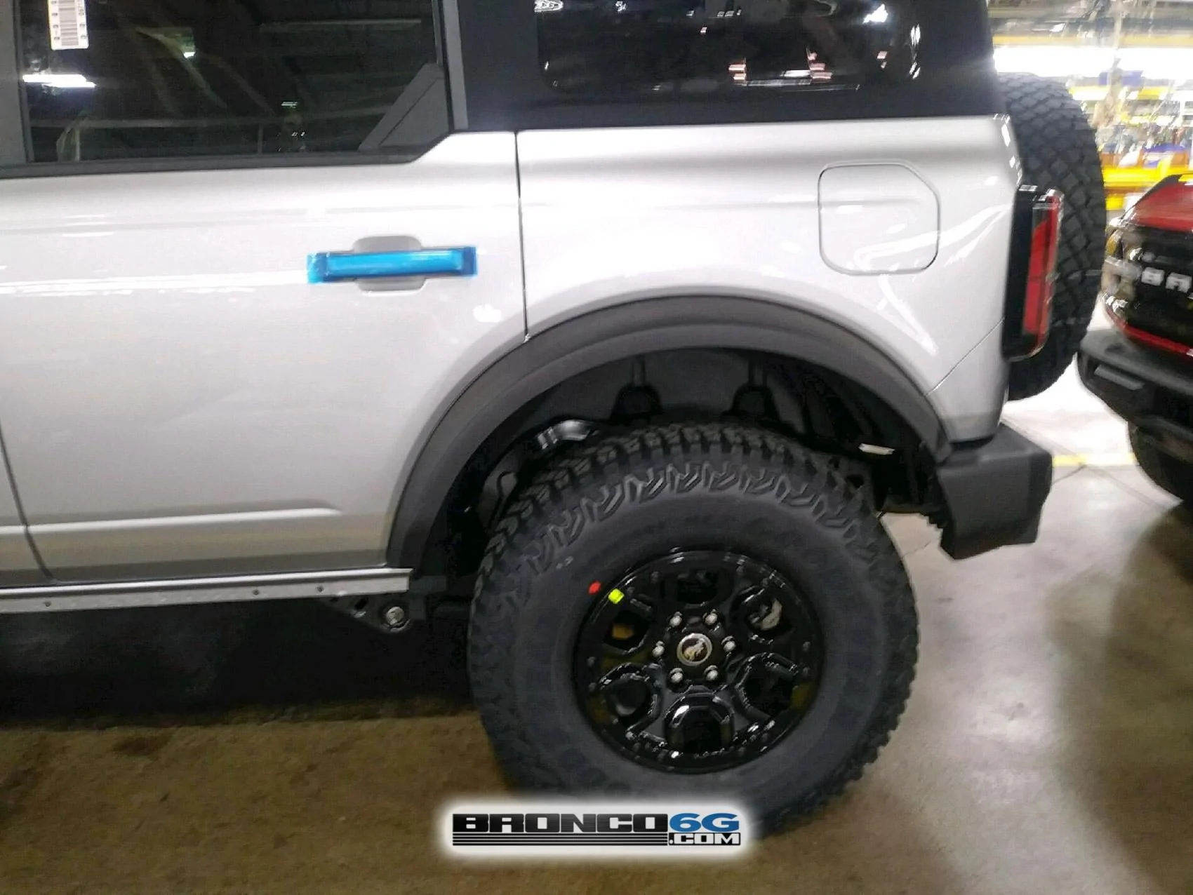 Ford Bronco 15+ Bronco builds from the factory ??♨️ 7 - 2021 Bronco Wildtrak Iconic Silver 4-Door 4