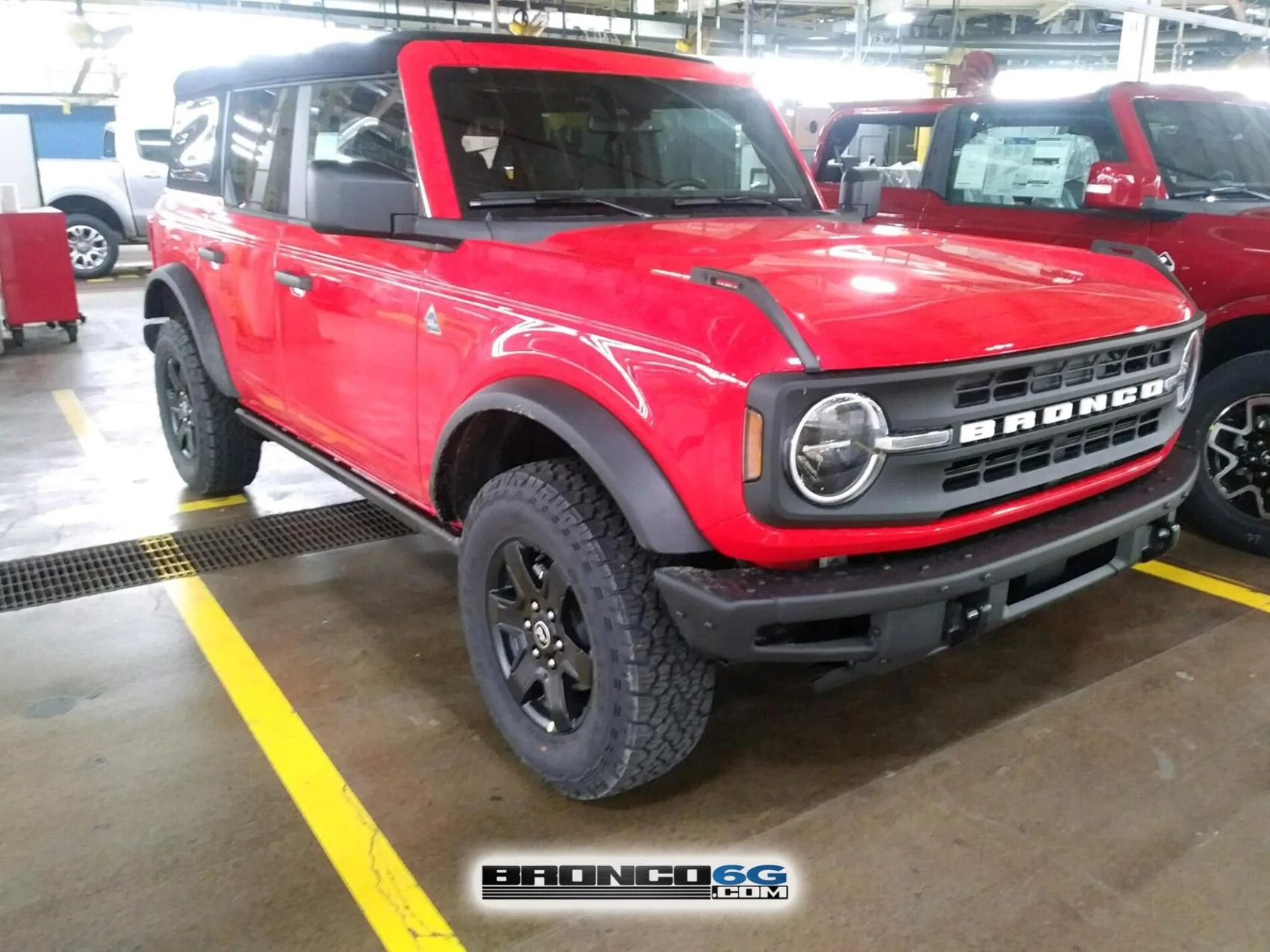 Ford Bronco 15+ Bronco builds from the factory ??♨️ 10 - 2021 Bronco Black Diamond Race Red 1