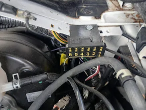 Ford Bronco Wire management tips/suggestions? Aux Switch Junction Box Installed