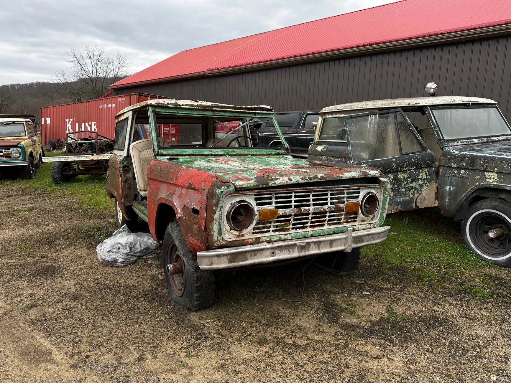 Ford Bronco What did you do TO / WITH your Bronco today? 👨🏻‍🔧🧰🚿🛠 IMG_3199