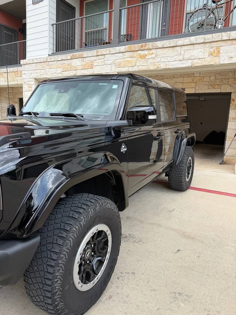 Ford Bronco Rough Country flares IMG_0348