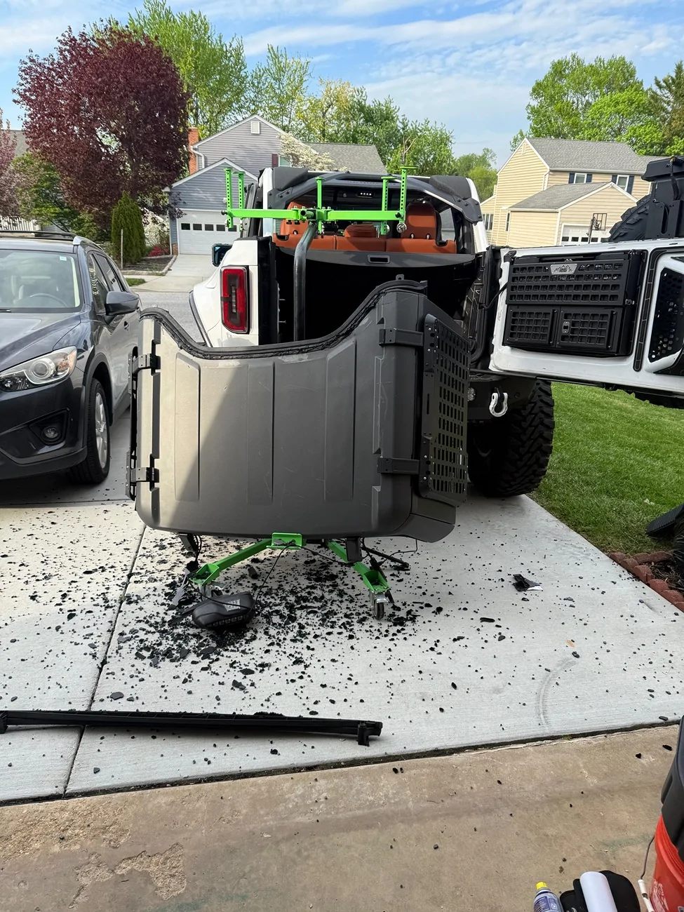 Ford Bronco 2022 Wildtrak Hardtop Finally Bit the Dust When Putting it Back On IMG_2544