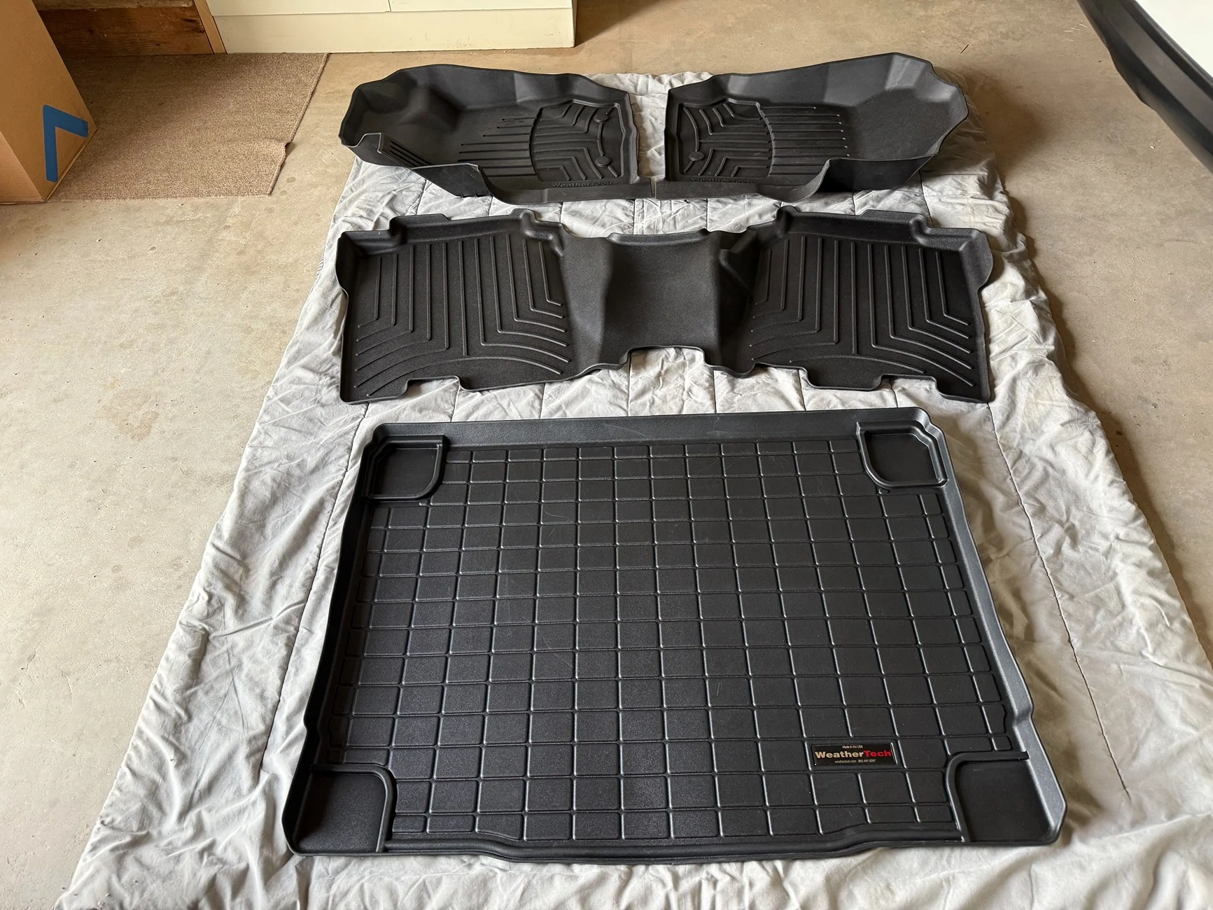 Ford Bronco Weathertech HP Floor Liners and Cargo mat IMG_7185