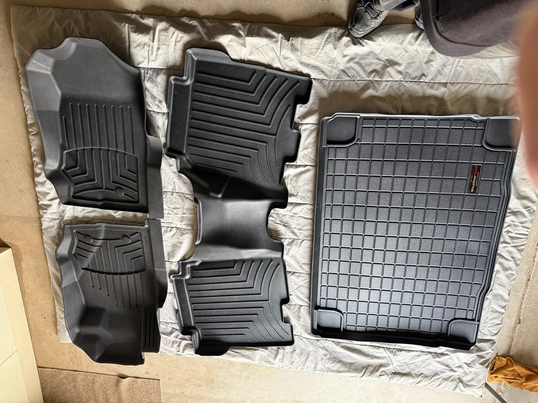Ford Bronco Weathertech HP Floor Liners and Cargo mat IMG_7186 (2)
