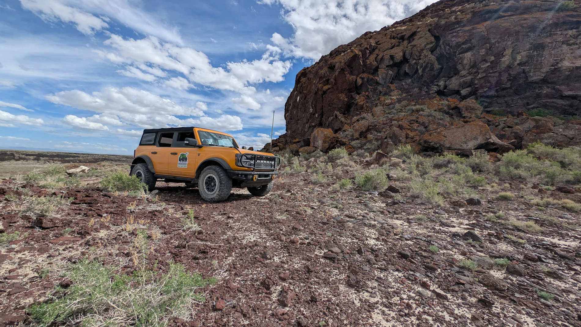 Ford Bronco What did you do TO / WITH your Bronco today? 👨🏻‍🔧🧰🚿🛠 1000011041