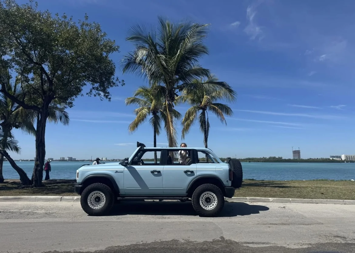 Ford Bronco HERITAGE EDITION Bronco Club IMG_9017
