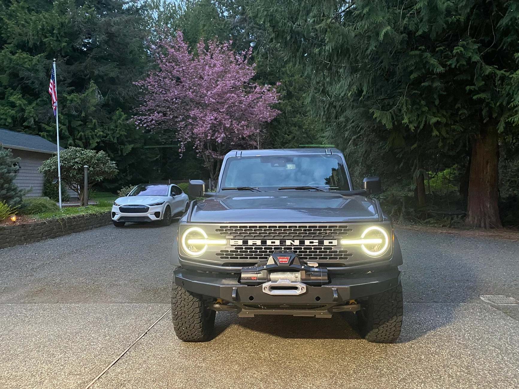Ford Bronco Anybody running an ICON Impact Armor front winch bumper? IMG_4315