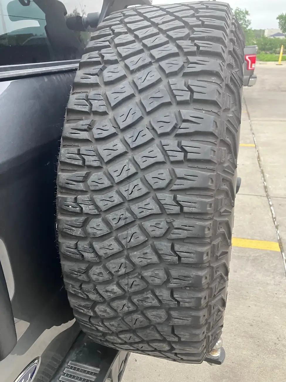 Ford Bronco What did you do TO / WITH your Bronco today? 👨🏻‍🔧🧰🚿🛠 old_tire2